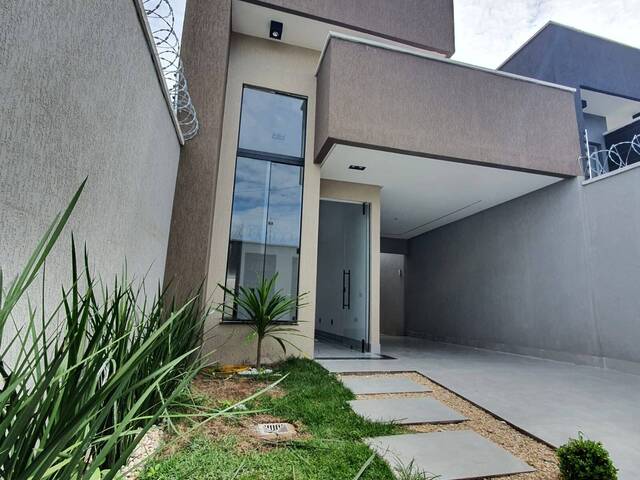 #60 - Casa para Venda em Goiânia - GO - 1