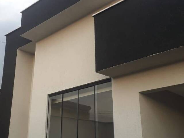 #124 - Casa para Venda em Goiânia - GO - 1