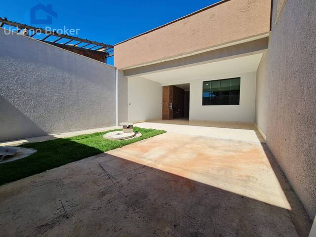#143 - Casa para Venda em Goiânia - GO - 2