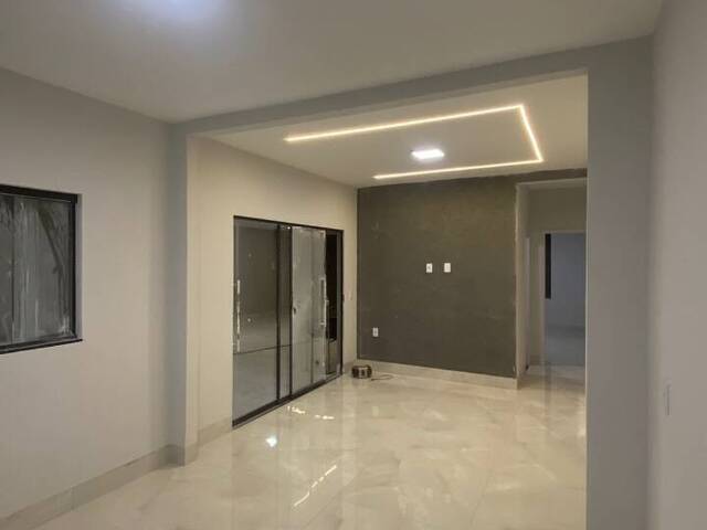 #166 - Casa para Venda em Goiânia - GO